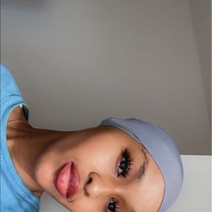 Meet your Posher, Ahlam